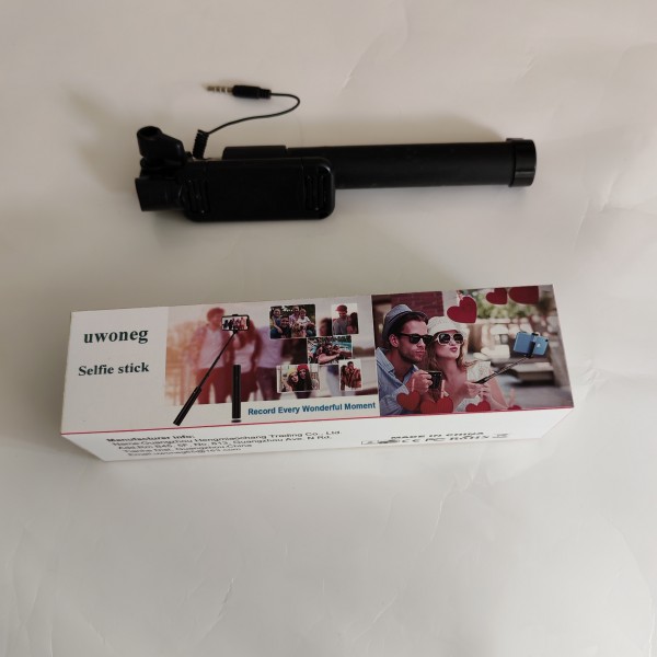 uwoneg Selfie Sticks Compatible with iPhone, Andro...